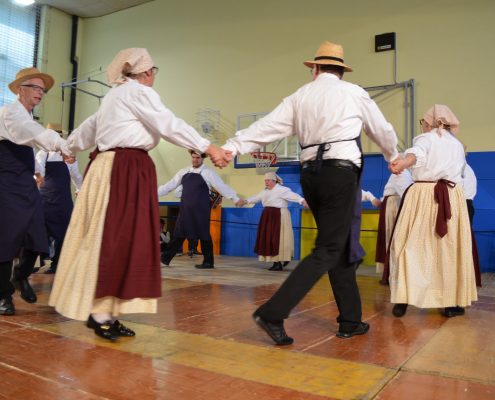 43569414_285625668722189_907239870513020928_o